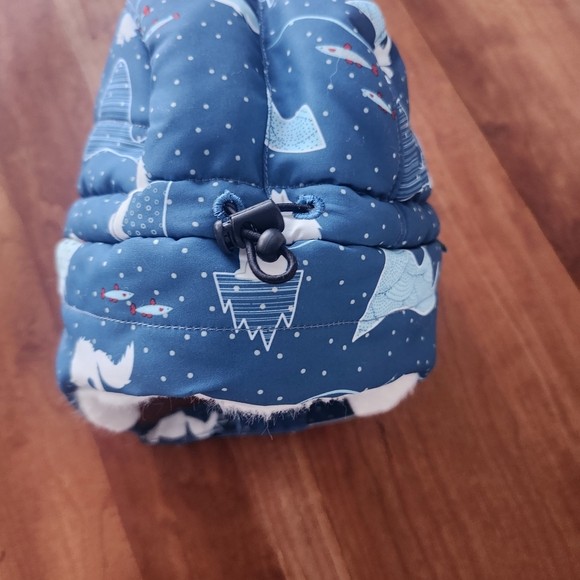 Cozy Blue and White Kids' Winter Hat - Picture 5 of 6